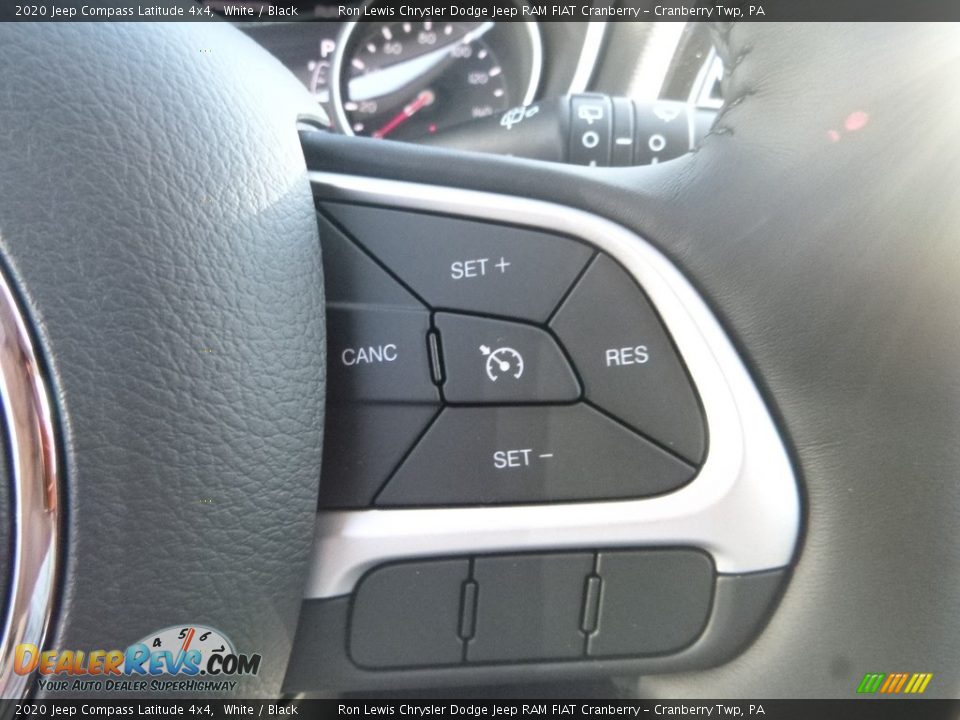2020 Jeep Compass Latitude 4x4 White / Black Photo #16