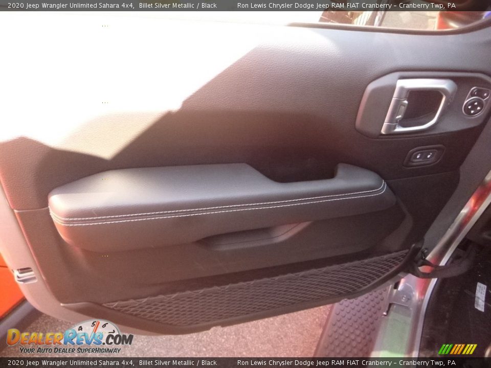 2020 Jeep Wrangler Unlimited Sahara 4x4 Billet Silver Metallic / Black Photo #11