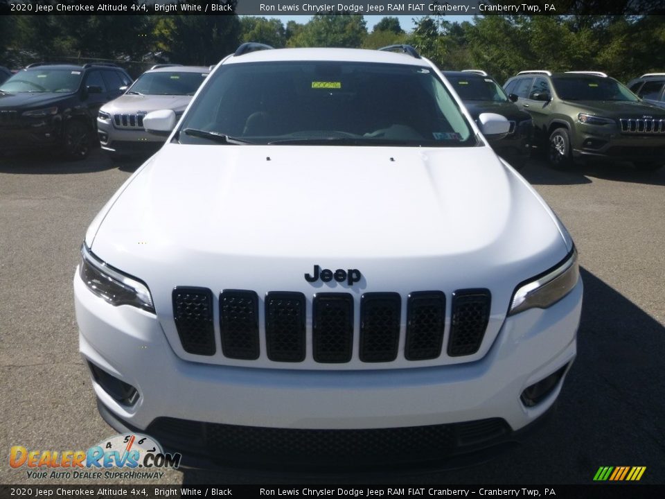 2020 Jeep Cherokee Altitude 4x4 Bright White / Black Photo #8