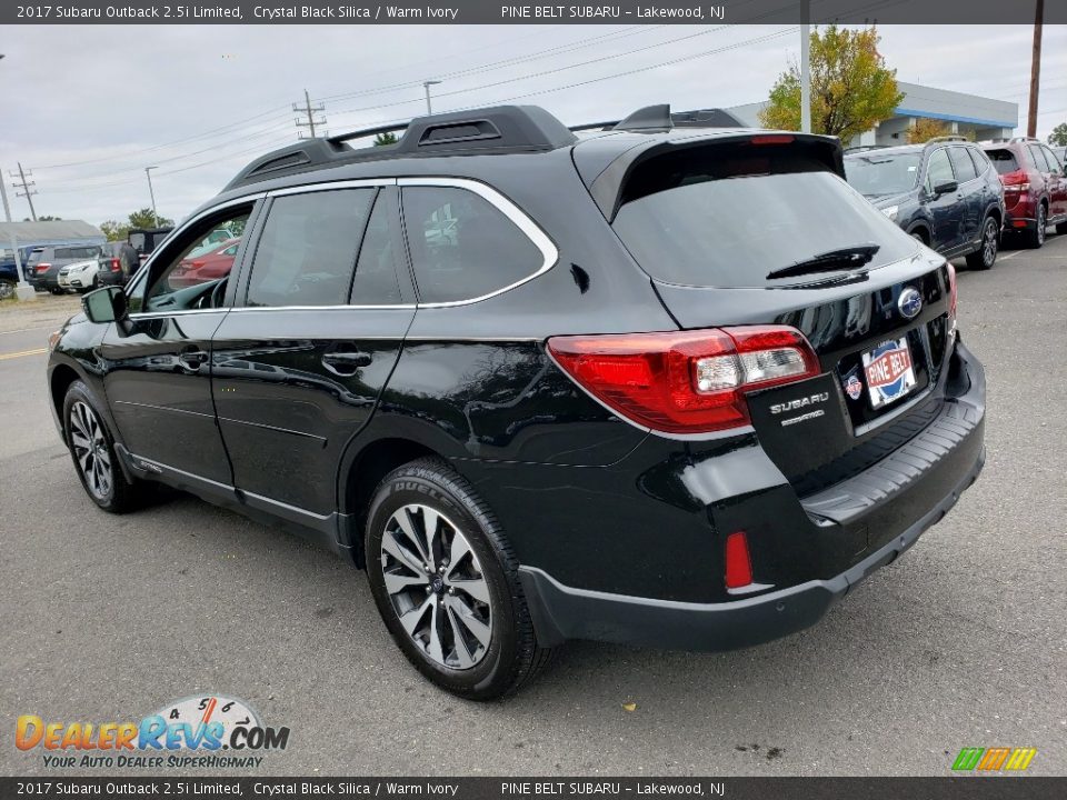 2017 Subaru Outback 2.5i Limited Crystal Black Silica / Warm Ivory Photo #12