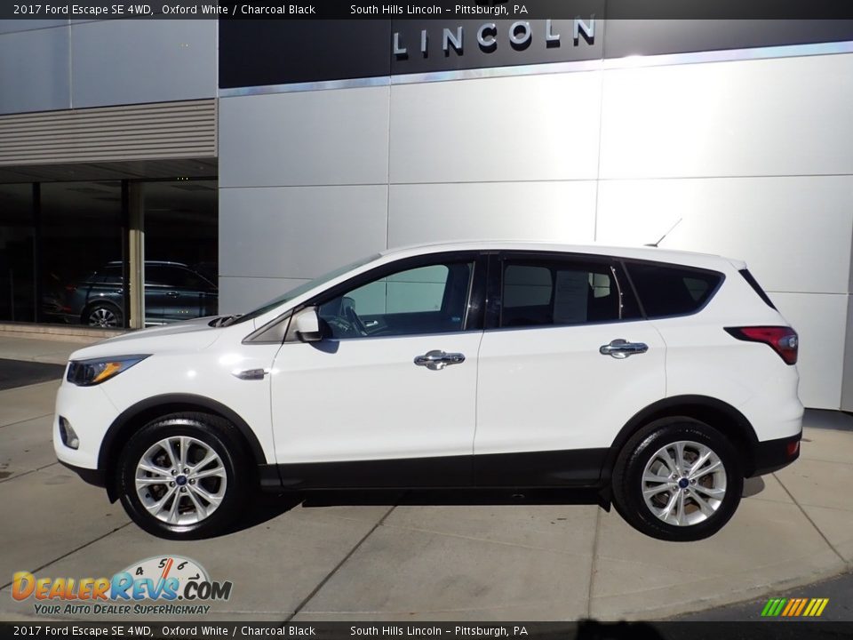 2017 Ford Escape SE 4WD Oxford White / Charcoal Black Photo #2
