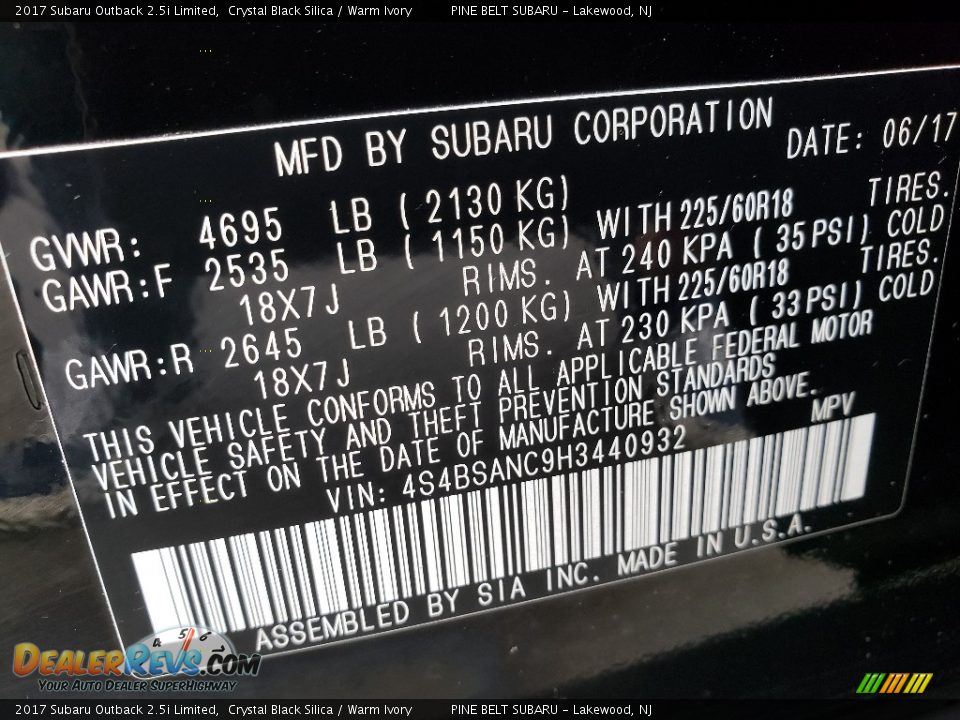 2017 Subaru Outback 2.5i Limited Crystal Black Silica / Warm Ivory Photo #32