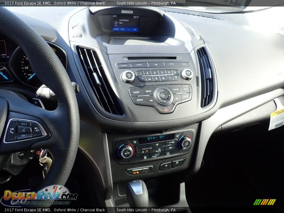 2017 Ford Escape SE 4WD Oxford White / Charcoal Black Photo #22