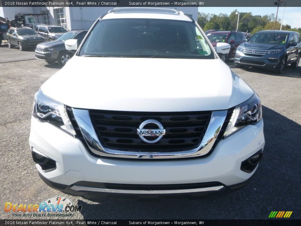2018 Nissan Pathfinder Platinum 4x4 Pearl White / Charcoal Photo #9