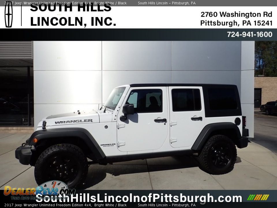 2017 Jeep Wrangler Unlimited Freedom Edition 4x4 Bright White / Black Photo #1