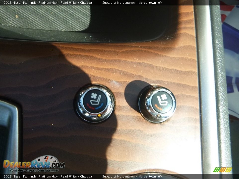 2018 Nissan Pathfinder Platinum 4x4 Pearl White / Charcoal Photo #20