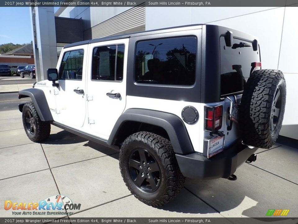 2017 Jeep Wrangler Unlimited Freedom Edition 4x4 Bright White / Black Photo #3