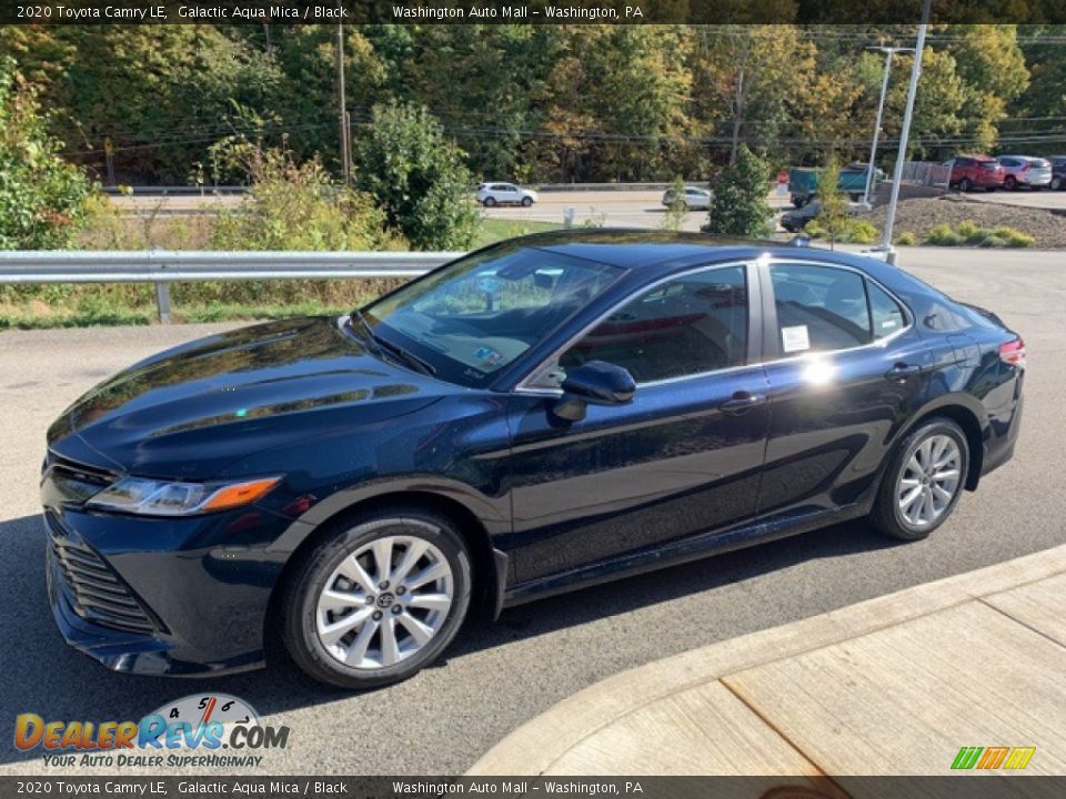 2020 Toyota Camry LE Galactic Aqua Mica / Black Photo #6