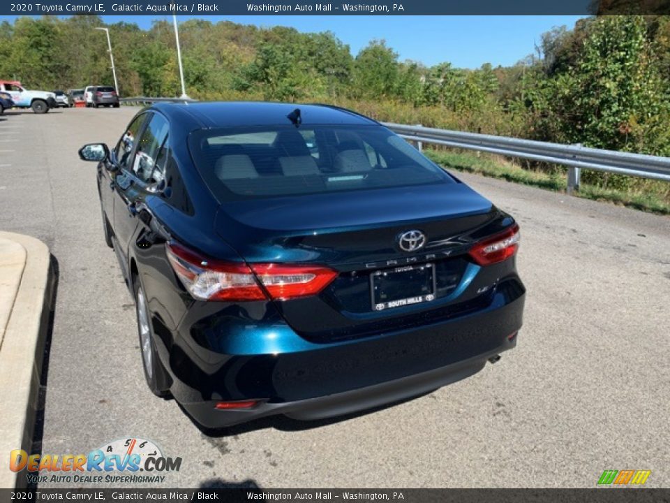 2020 Toyota Camry LE Galactic Aqua Mica / Black Photo #9