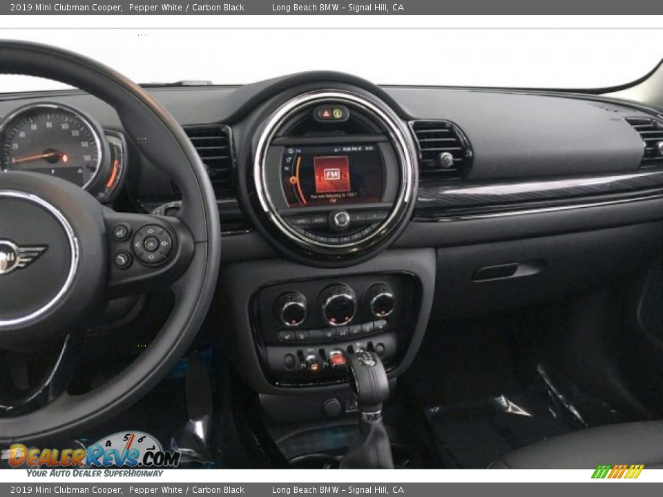 2019 Mini Clubman Cooper Pepper White / Carbon Black Photo #5