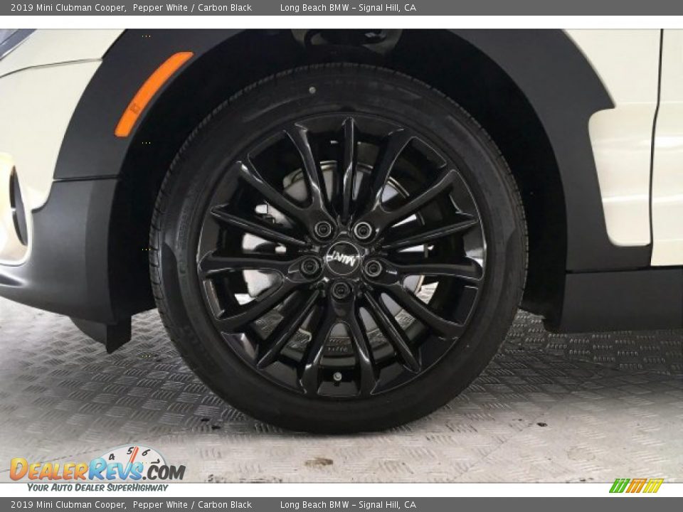 2019 Mini Clubman Cooper Pepper White / Carbon Black Photo #8