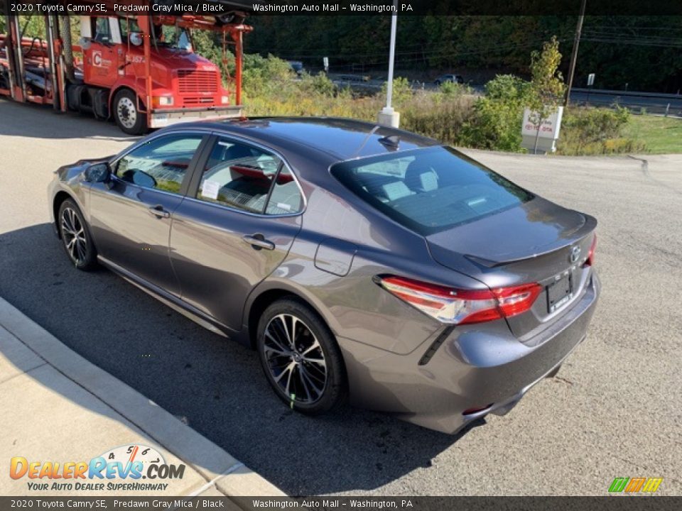 2020 Toyota Camry SE Predawn Gray Mica / Black Photo #2