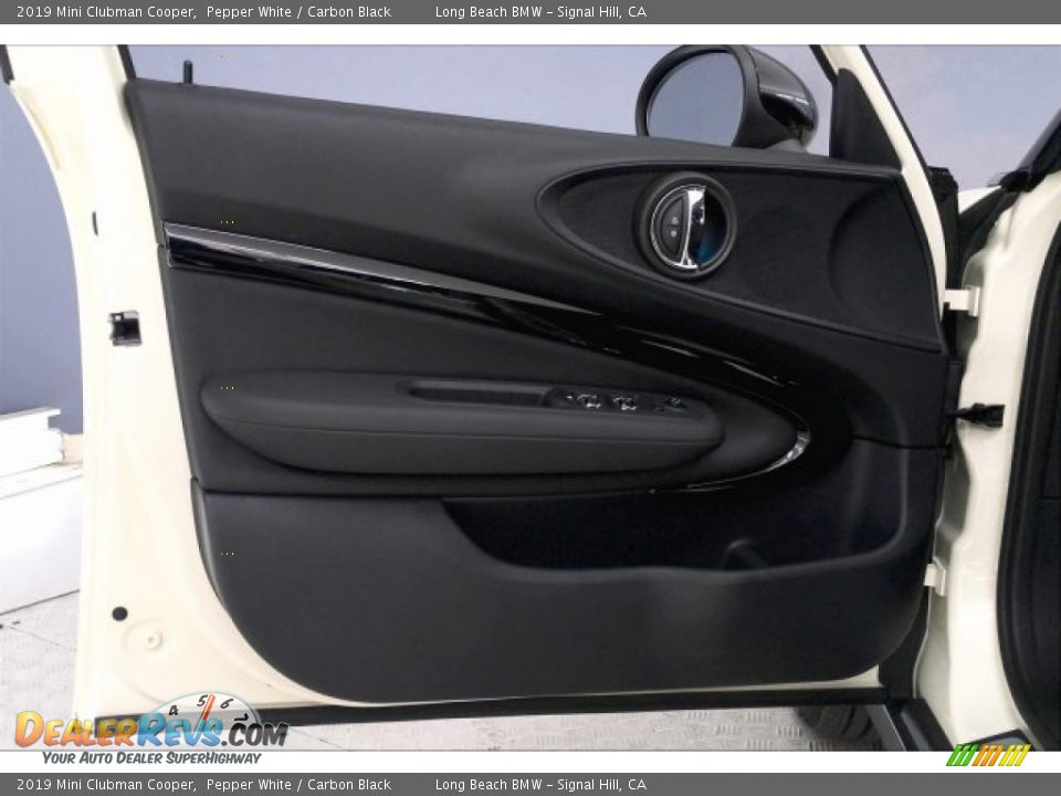 2019 Mini Clubman Cooper Pepper White / Carbon Black Photo #21
