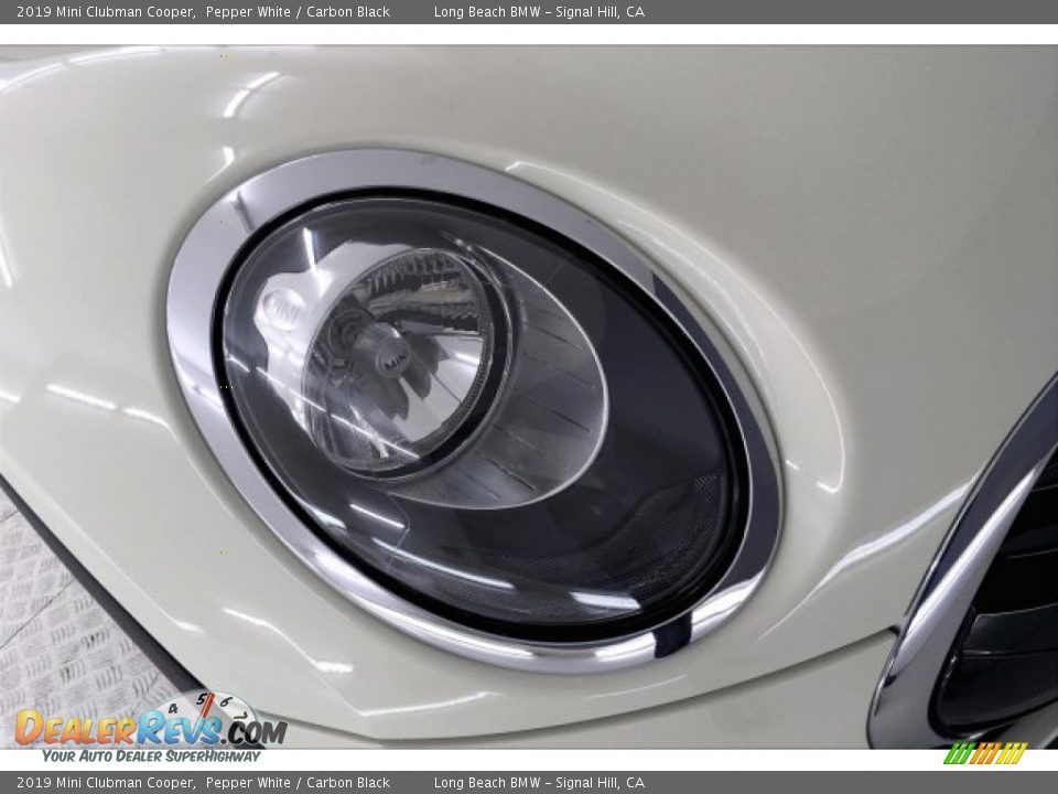 2019 Mini Clubman Cooper Pepper White / Carbon Black Photo #28