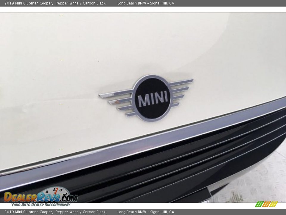 2019 Mini Clubman Cooper Pepper White / Carbon Black Photo #29