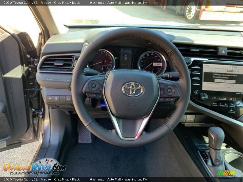 2020 Toyota Camry SE Predawn Gray Mica / Black Photo #7