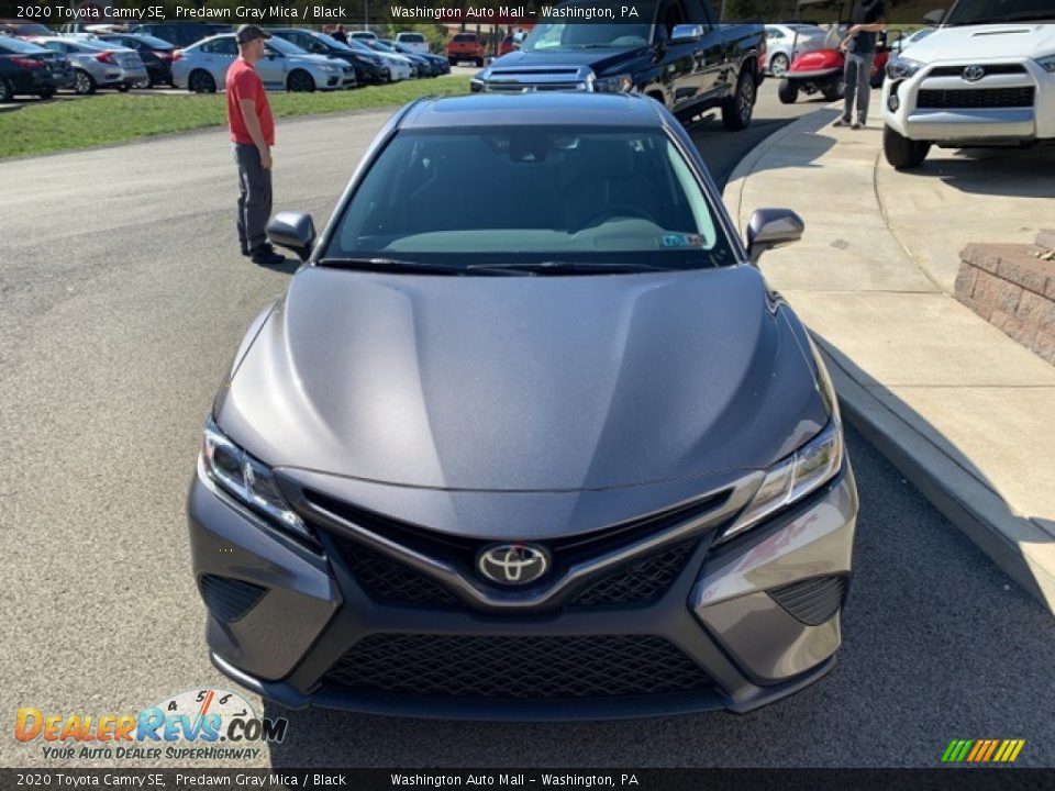 2020 Toyota Camry SE Predawn Gray Mica / Black Photo #19