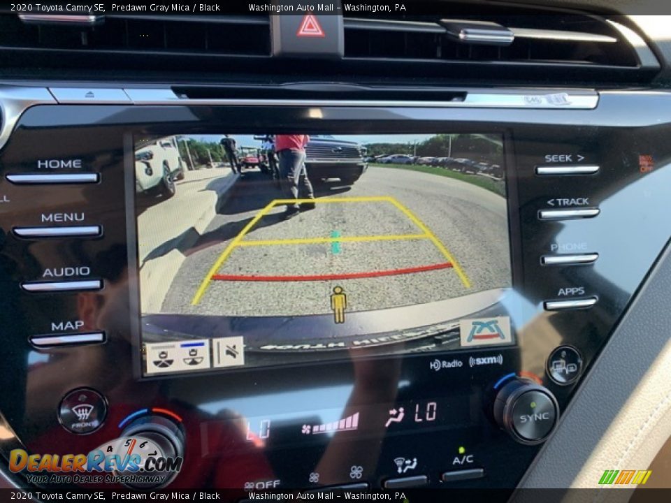 2020 Toyota Camry SE Predawn Gray Mica / Black Photo #22