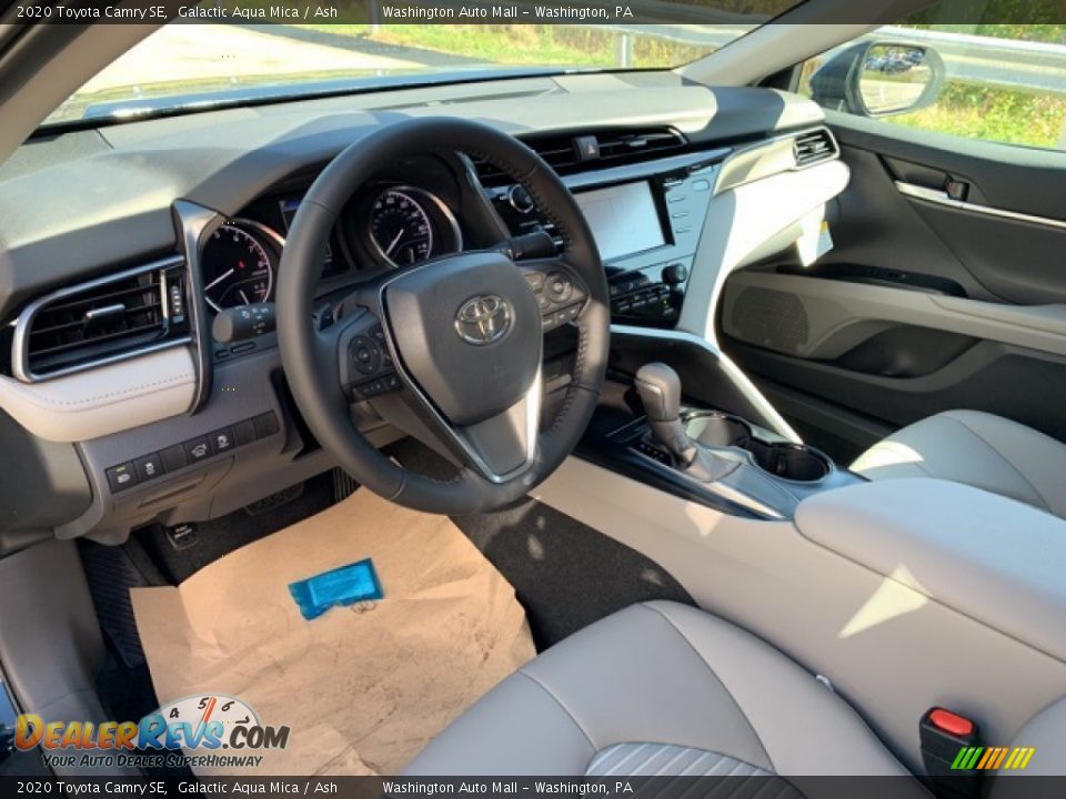 2020 Toyota Camry SE Galactic Aqua Mica / Ash Photo #3