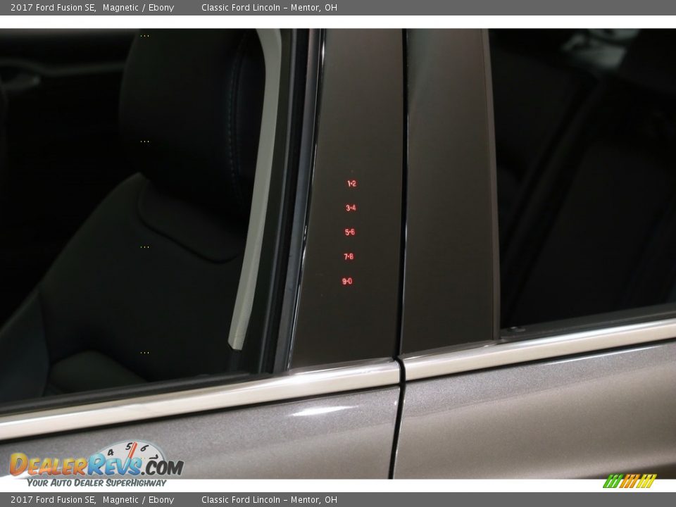 2017 Ford Fusion SE Magnetic / Ebony Photo #4