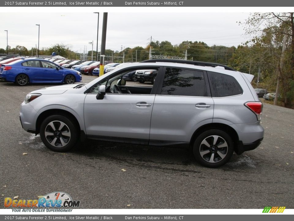 2017 Subaru Forester 2.5i Limited Ice Silver Metallic / Black Photo #8