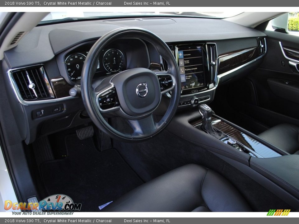 Dashboard of 2018 Volvo S90 T5 Photo #15