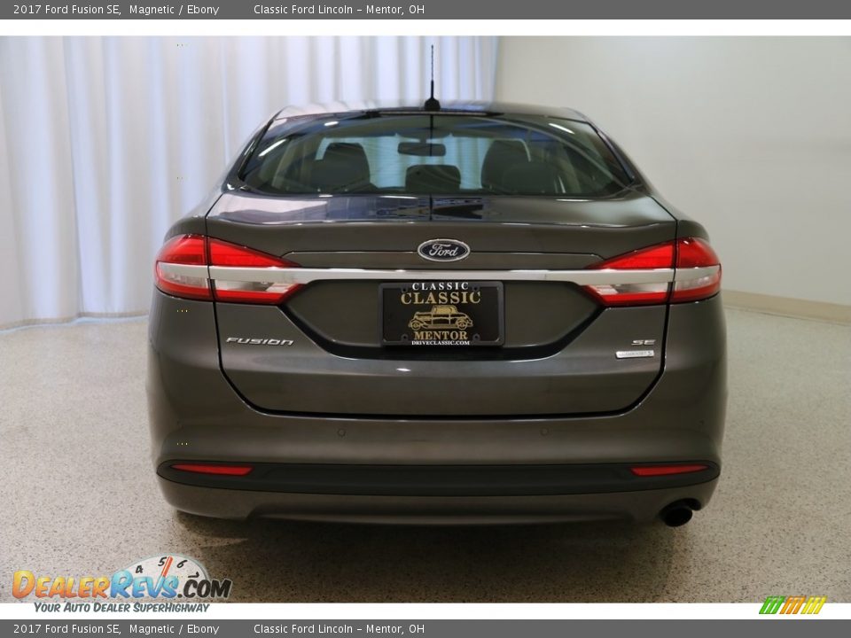 2017 Ford Fusion SE Magnetic / Ebony Photo #20