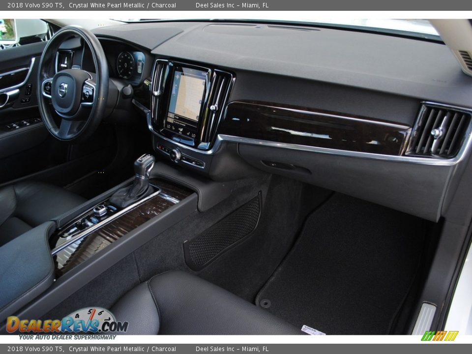 Dashboard of 2018 Volvo S90 T5 Photo #18