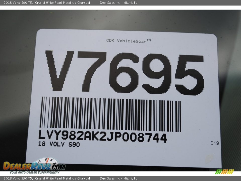 2018 Volvo S90 T5 Crystal White Pearl Metallic / Charcoal Photo #20