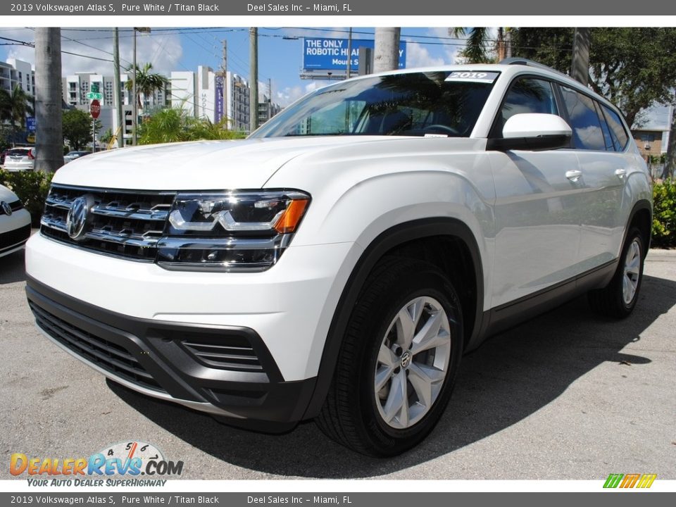 2019 Volkswagen Atlas S Pure White / Titan Black Photo #5