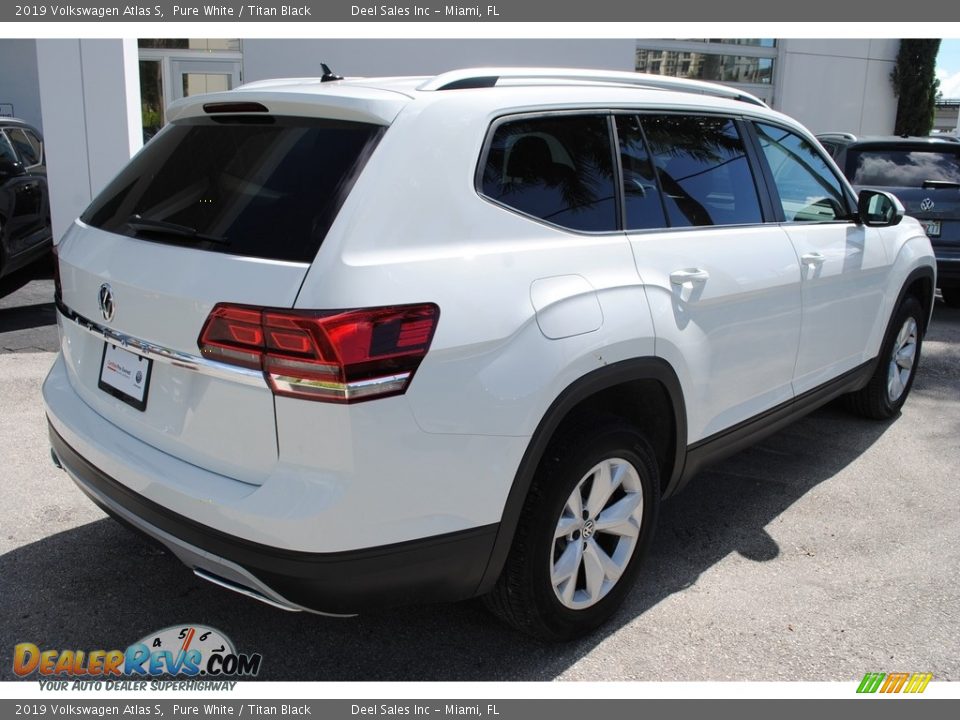 2019 Volkswagen Atlas S Pure White / Titan Black Photo #9