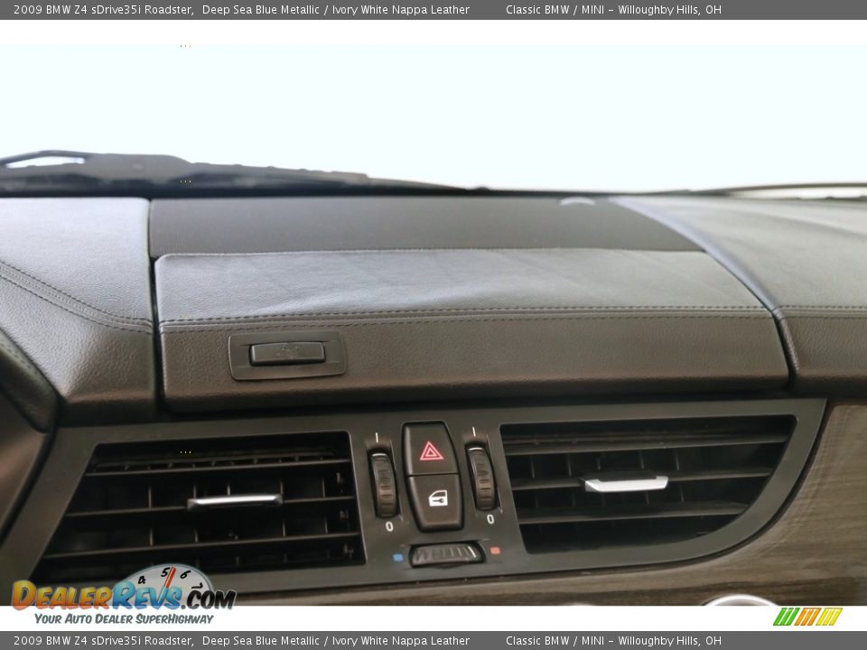 2009 BMW Z4 sDrive35i Roadster Deep Sea Blue Metallic / Ivory White Nappa Leather Photo #10