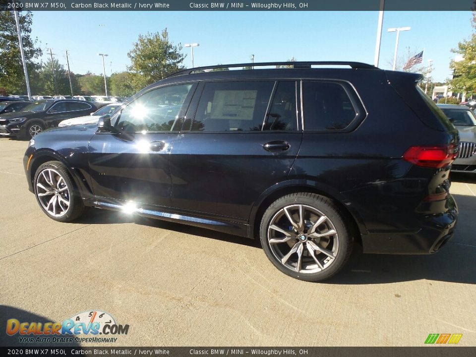 2020 BMW X7 M50i Carbon Black Metallic / Ivory White Photo #5