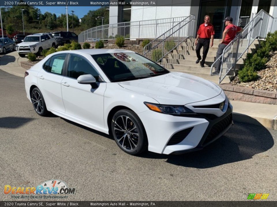 2020 Toyota Camry SE Super White / Black Photo #1