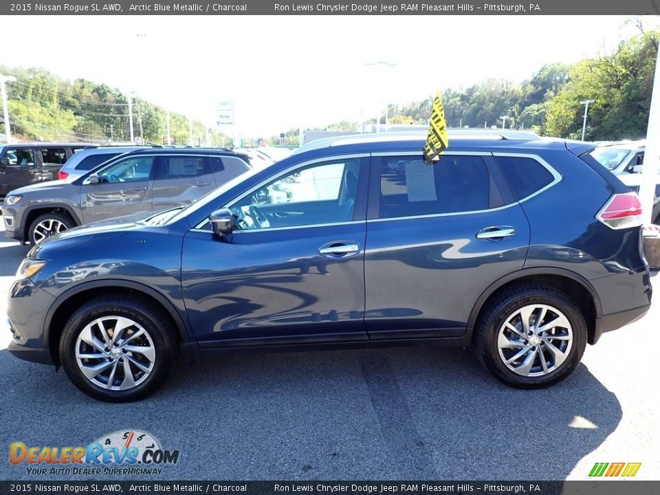 2015 Nissan Rogue SL AWD Arctic Blue Metallic / Charcoal Photo #2