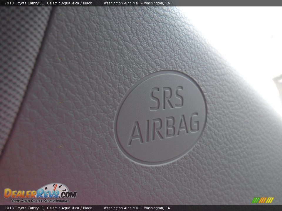 2018 Toyota Camry LE Galactic Aqua Mica / Black Photo #18