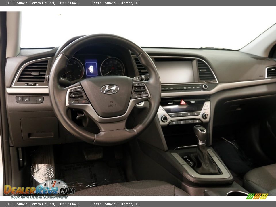 2017 Hyundai Elantra Limited Silver / Black Photo #6