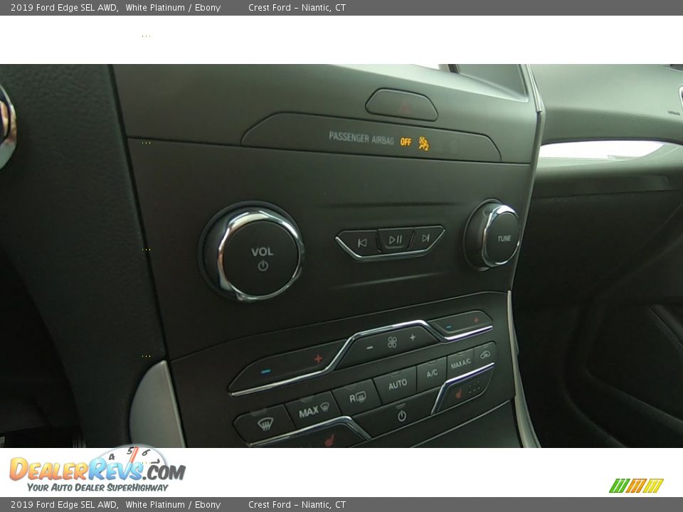 2019 Ford Edge SEL AWD White Platinum / Ebony Photo #16