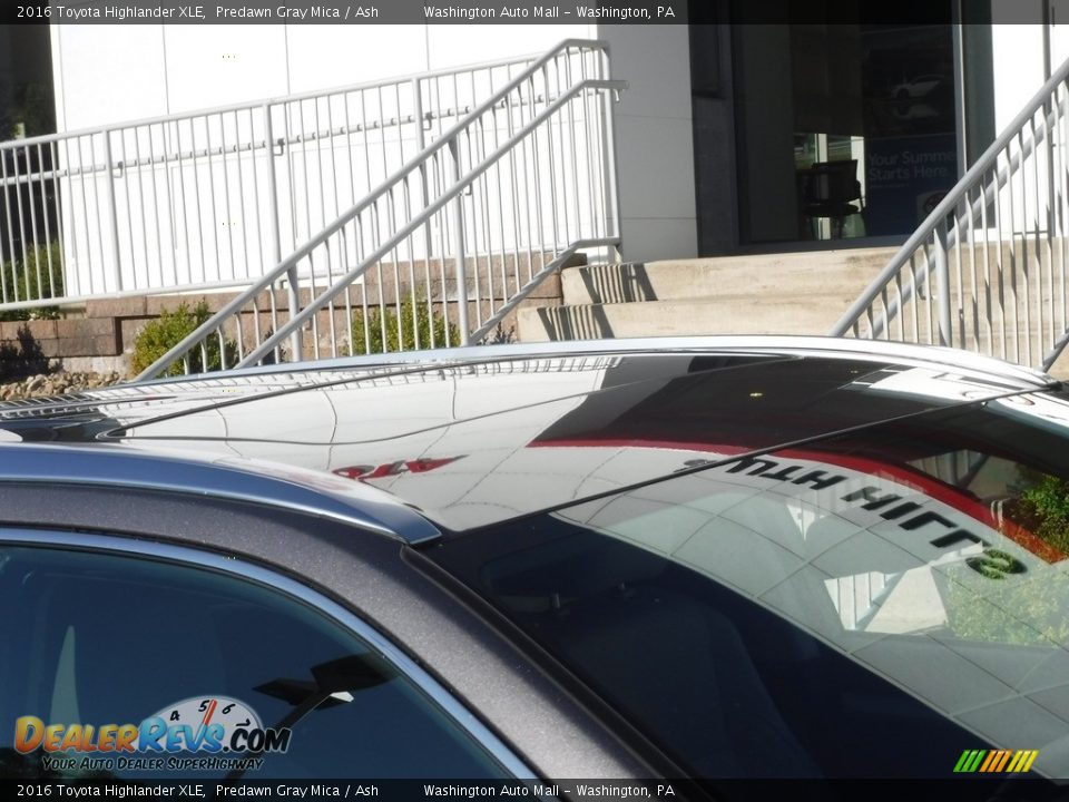 2016 Toyota Highlander XLE Predawn Gray Mica / Ash Photo #3