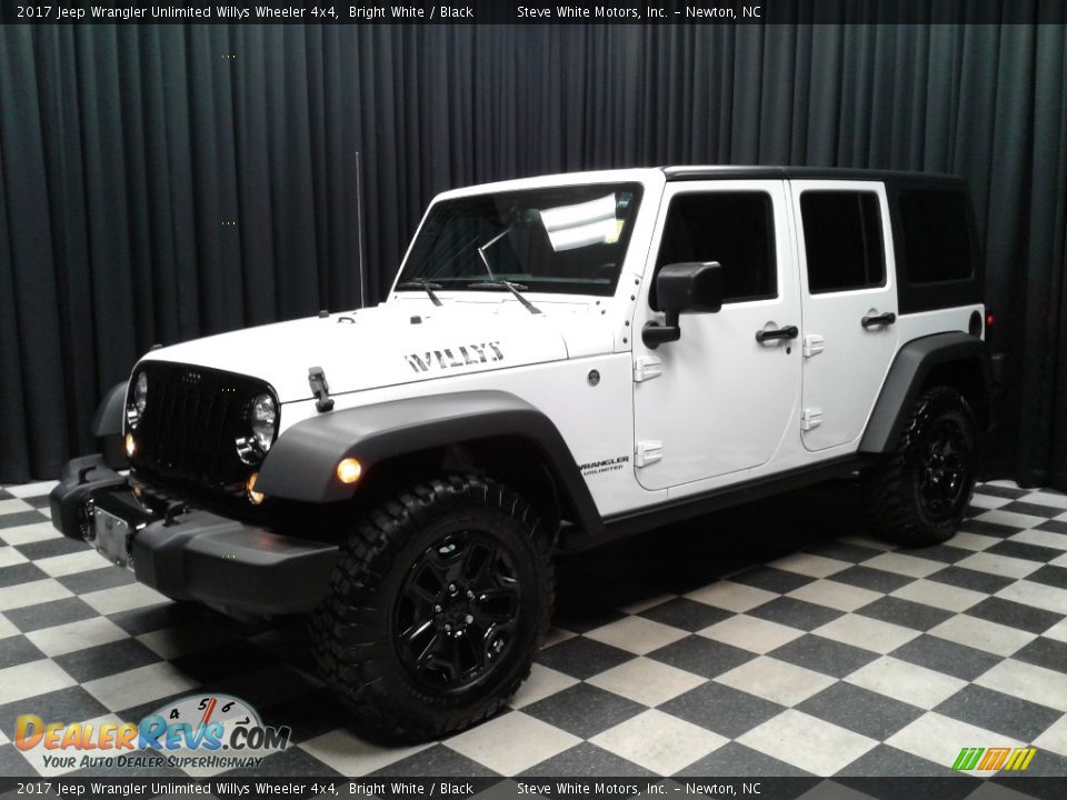 2017 Jeep Wrangler Unlimited Willys Wheeler 4x4 Bright White / Black Photo #2