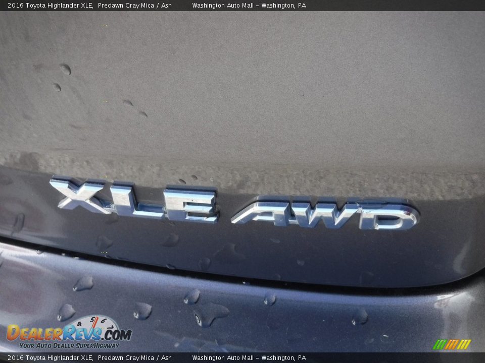 2016 Toyota Highlander XLE Predawn Gray Mica / Ash Photo #10