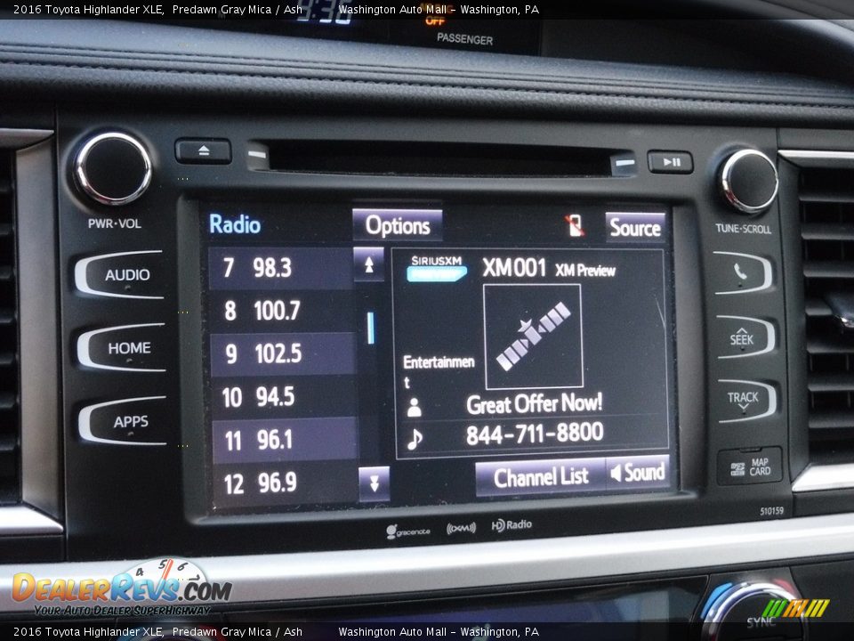 2016 Toyota Highlander XLE Predawn Gray Mica / Ash Photo #16