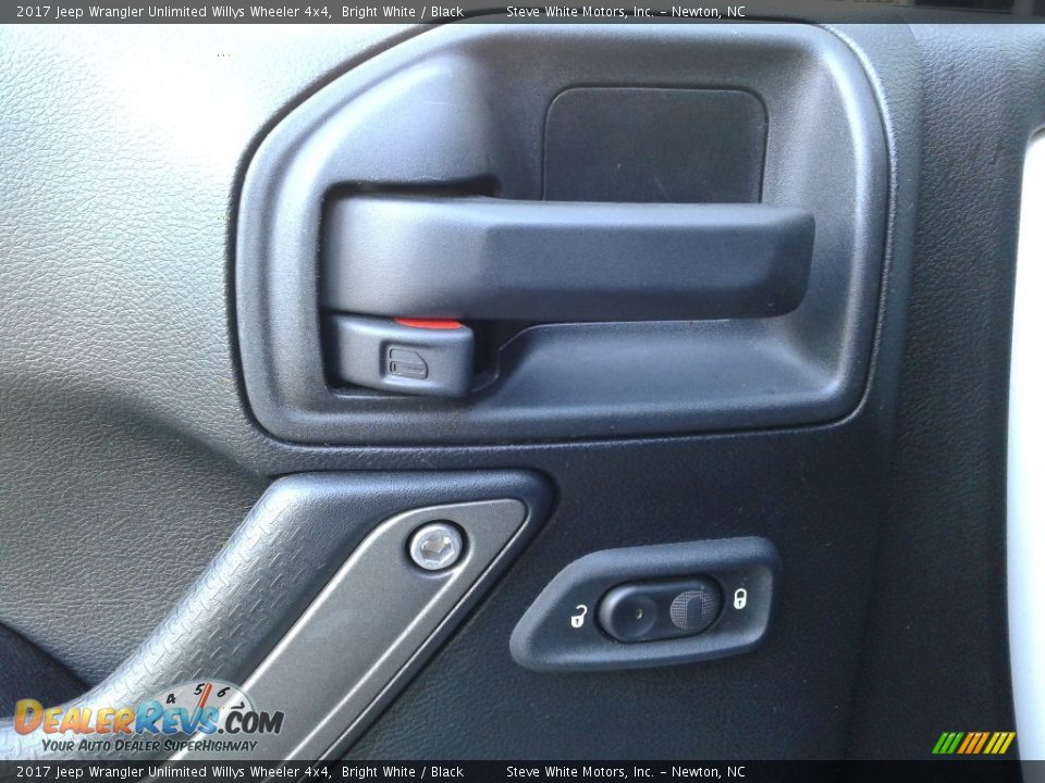 2017 Jeep Wrangler Unlimited Willys Wheeler 4x4 Bright White / Black Photo #9