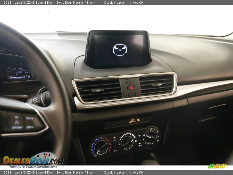 2018 Mazda MAZDA3 Sport 4 Door Sonic Silver Metallic / Black Photo #9