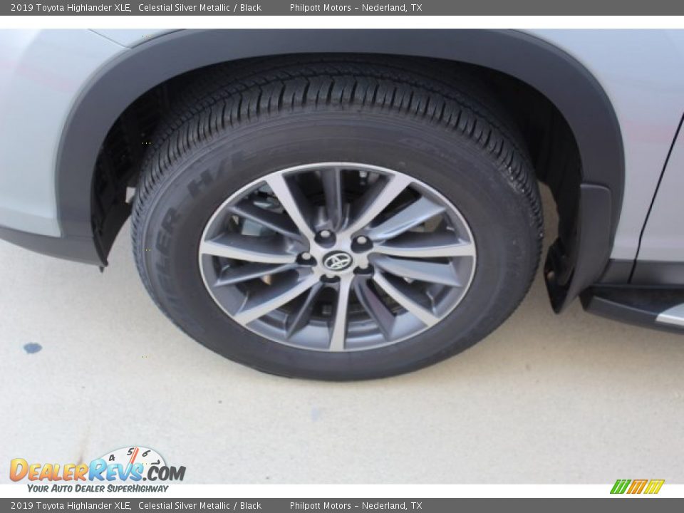2019 Toyota Highlander XLE Celestial Silver Metallic / Black Photo #5