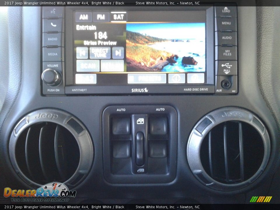 2017 Jeep Wrangler Unlimited Willys Wheeler 4x4 Bright White / Black Photo #21