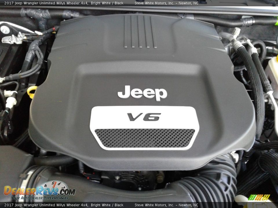 2017 Jeep Wrangler Unlimited Willys Wheeler 4x4 Bright White / Black Photo #28
