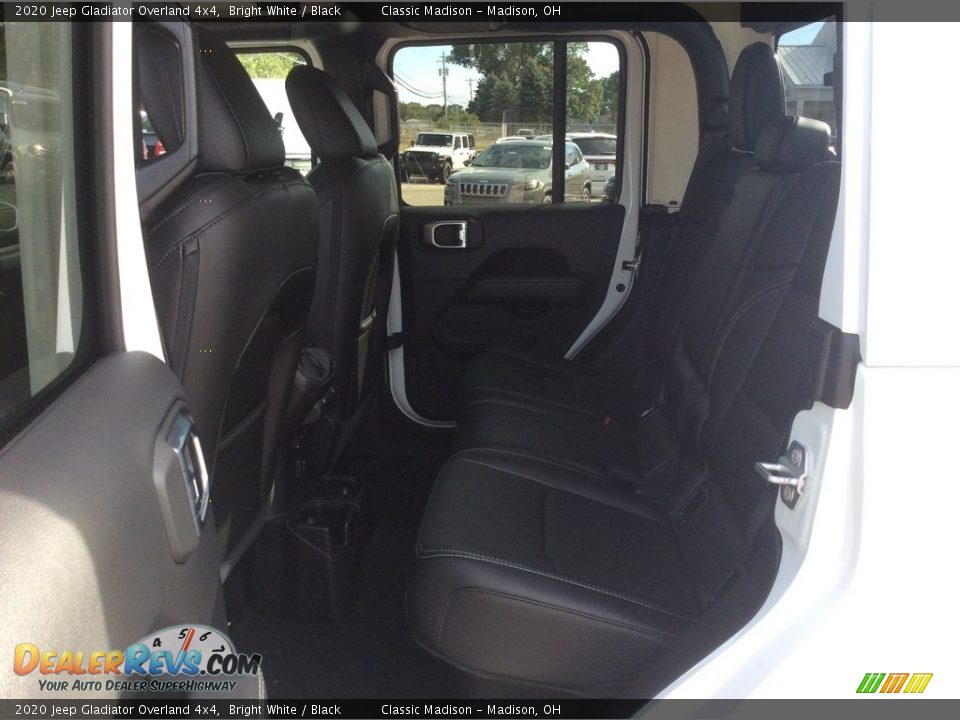 2020 Jeep Gladiator Overland 4x4 Bright White / Black Photo #18