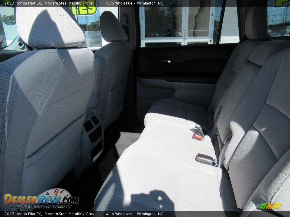2017 Honda Pilot EX Modern Steel Metallic / Gray Photo #11