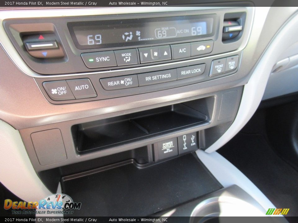 2017 Honda Pilot EX Modern Steel Metallic / Gray Photo #17